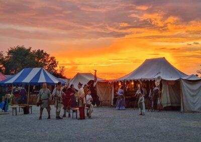 Sonnenuntergang am Mittelaltermarkt Obernberg
