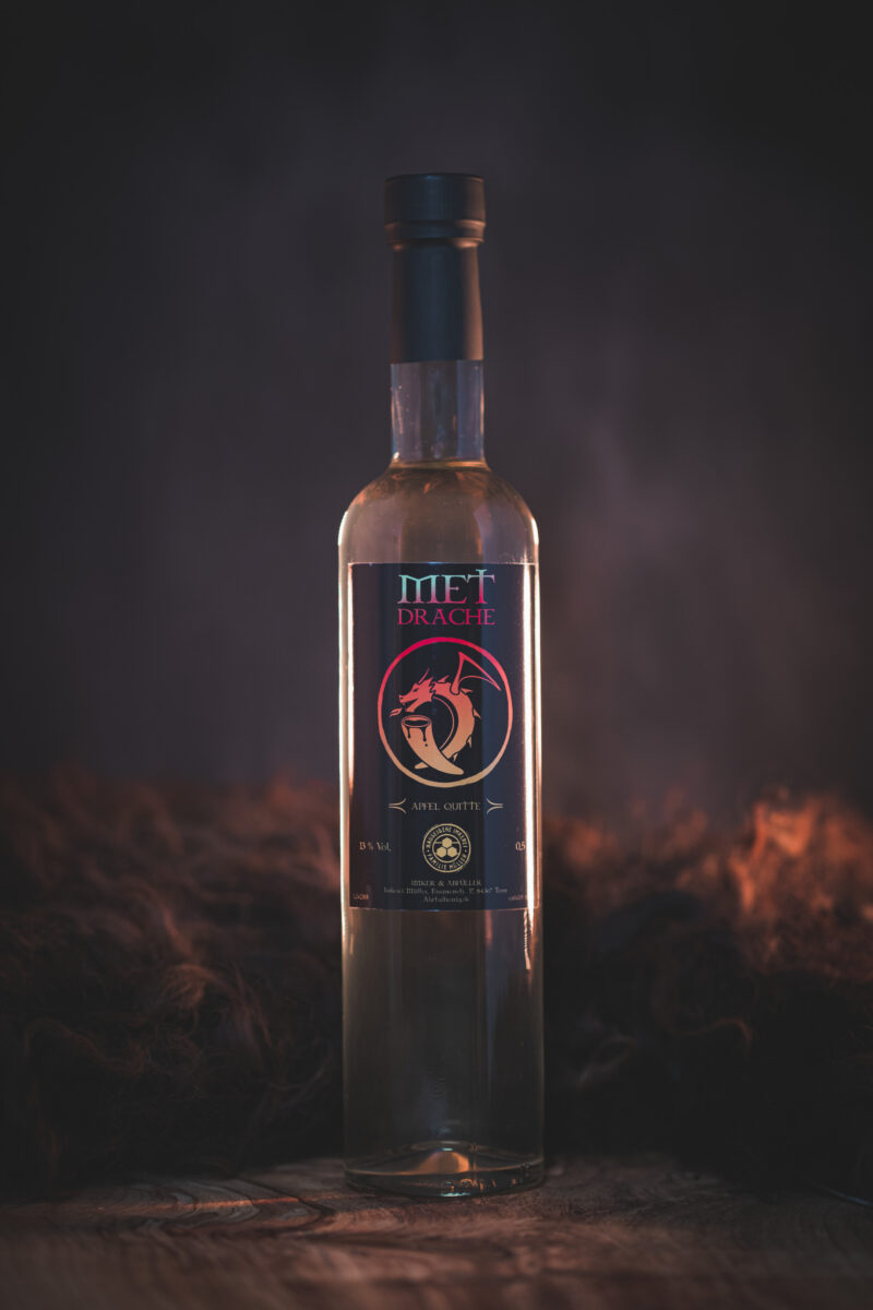 Apfel-Quittenmet, Met Drache mit Apfel & Quitte, Honigwein